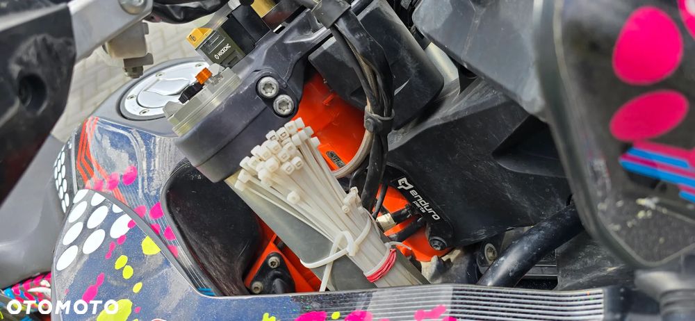 KTM Adventure 790 - 21