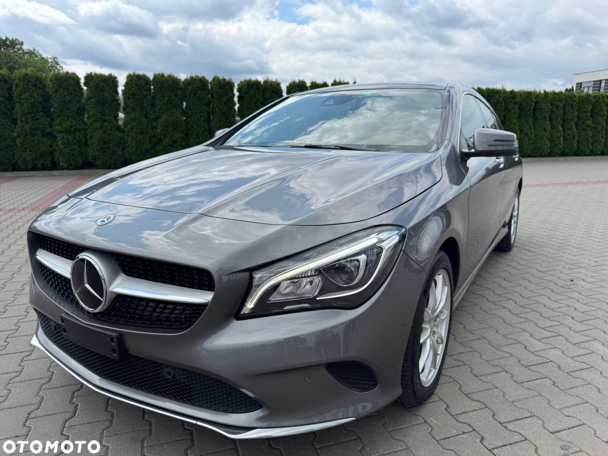 Mercedes-Benz CLA 220 d 4-Matic - 2