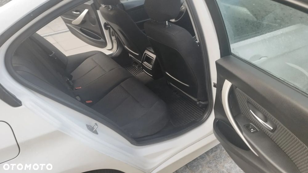 BMW Seria 3 - 13