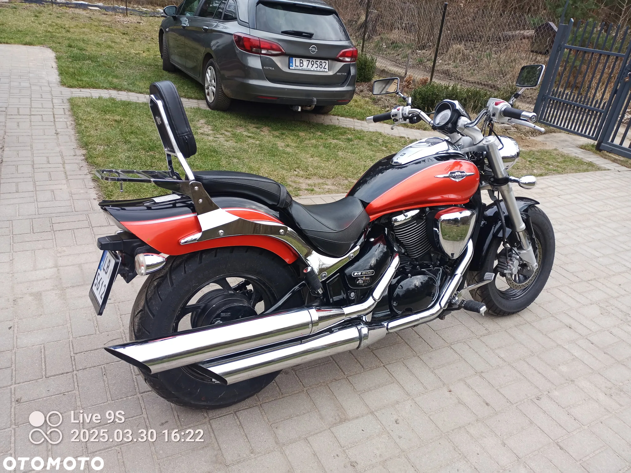 Suzuki Intruder - 4