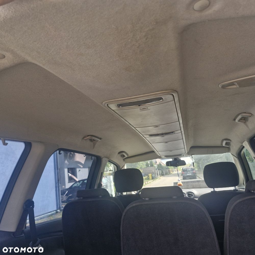 Ford Galaxy - 2