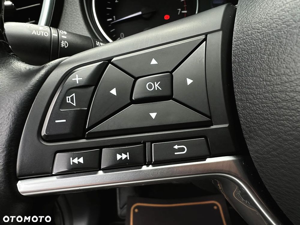 Nissan Qashqai 1.2 DIG-T TEKNA+ - 24