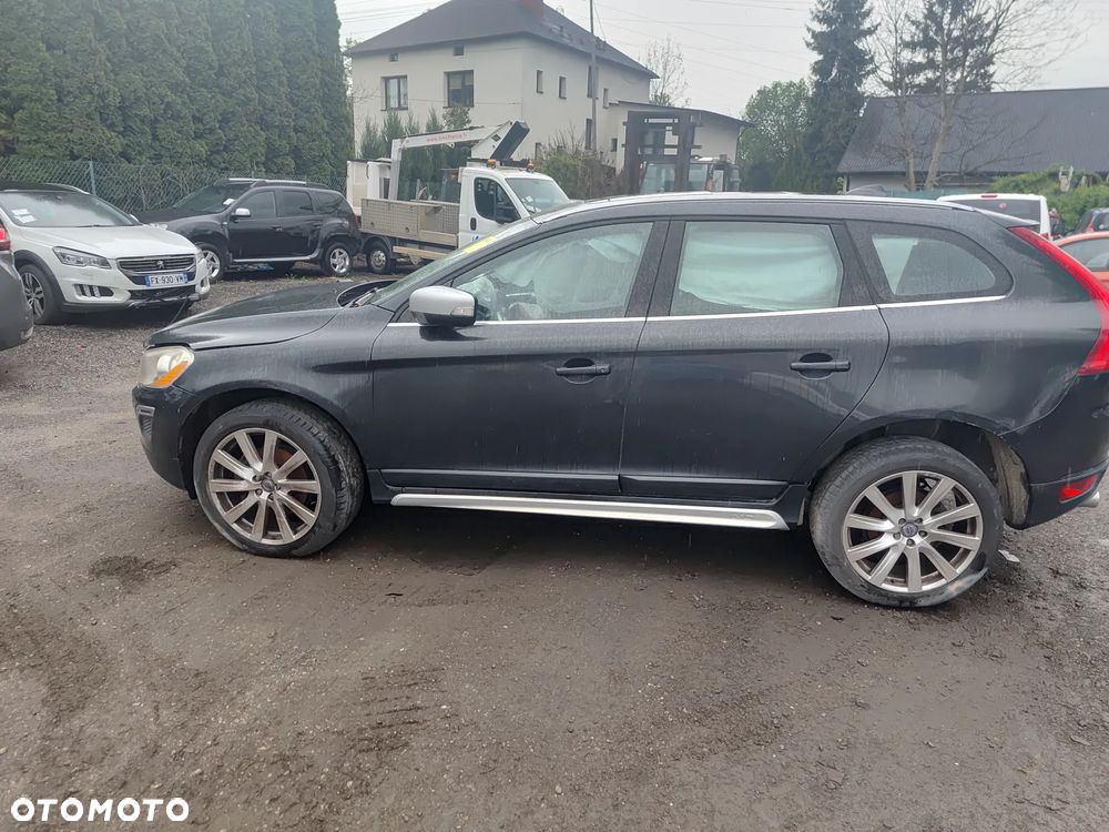 Volvo XC 60 D5 AWD RDesign - 6