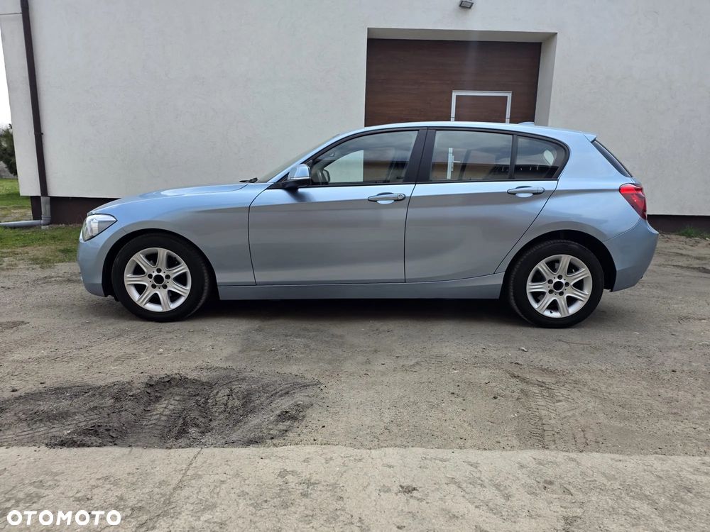 BMW Seria 1 116i - 4