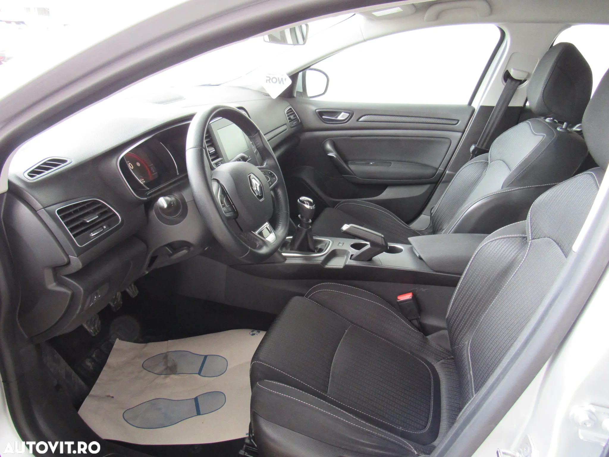 Renault Megane ENERGY dCi 110 BUSINESS - 6