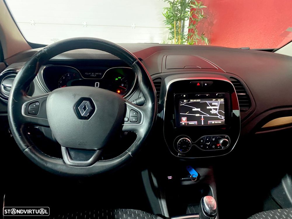 Renault Captur 1.5 dCi Exclusive - 24