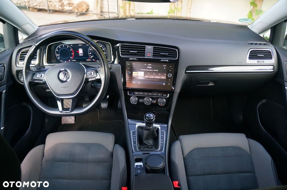 Volkswagen Golf 1.4 TSI BMT Highline - 25