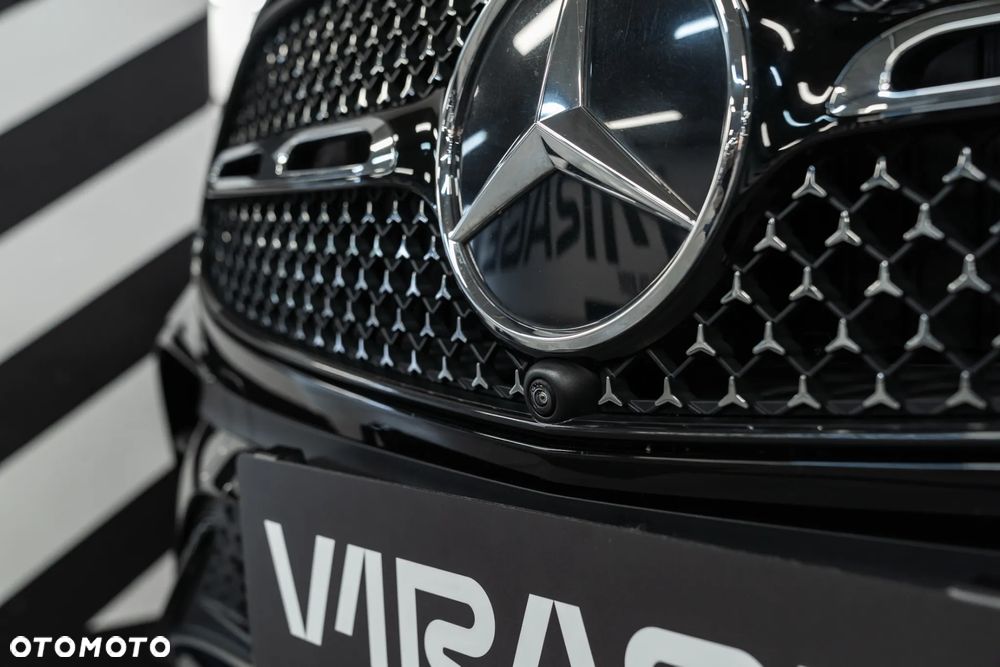 Mercedes-Benz GLC - 12