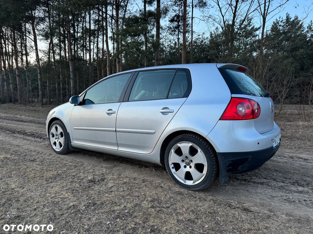 Volkswagen Golf 1.6 Q-Line - 9