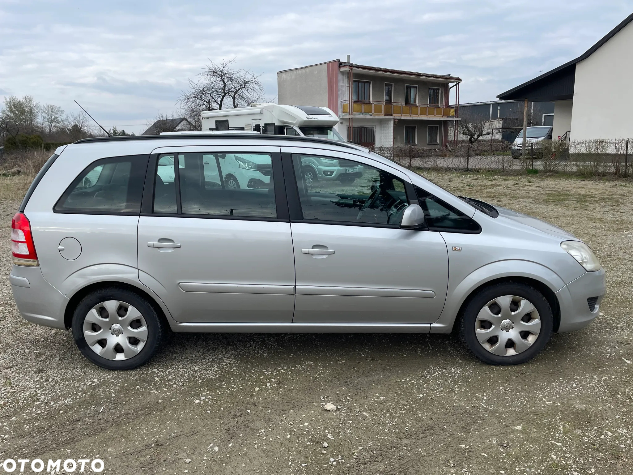 Opel Zafira - 4