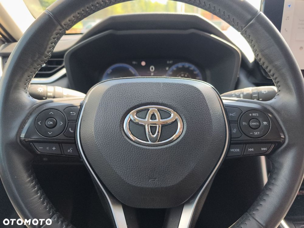 Toyota RAV4 - 16