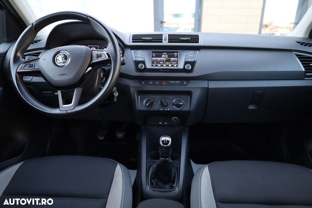 Skoda Fabia - 10