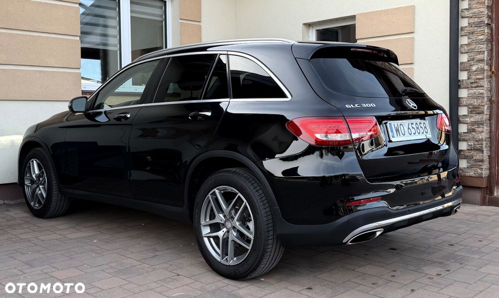Mercedes-Benz GLC - 22