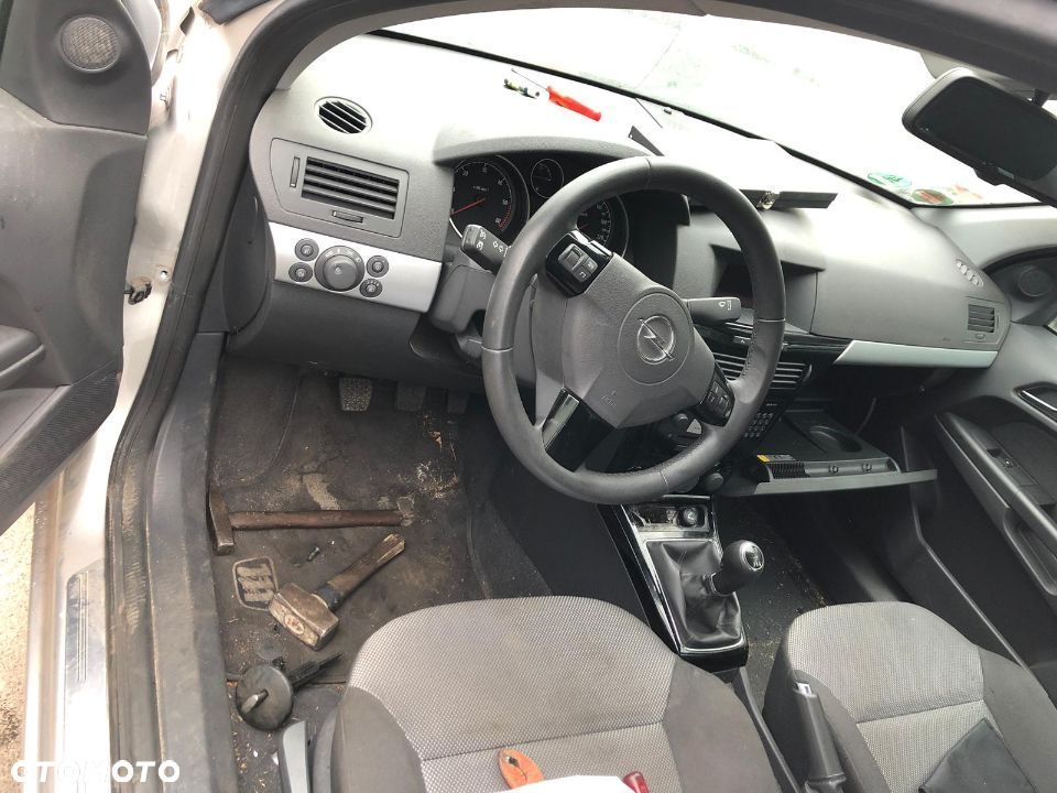 OPEL ASTRA H KONSOLA + PODUSZKI + PASY - 1