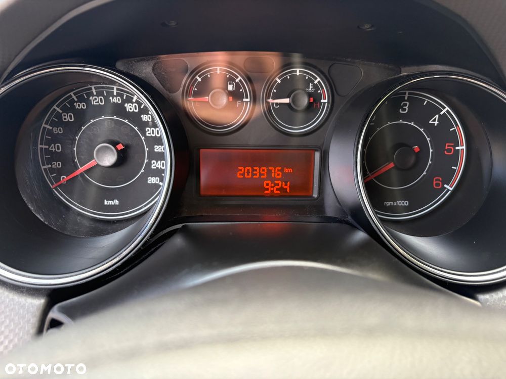 Fiat Bravo 1.6 Multijet 16V Active Euro5 - 16