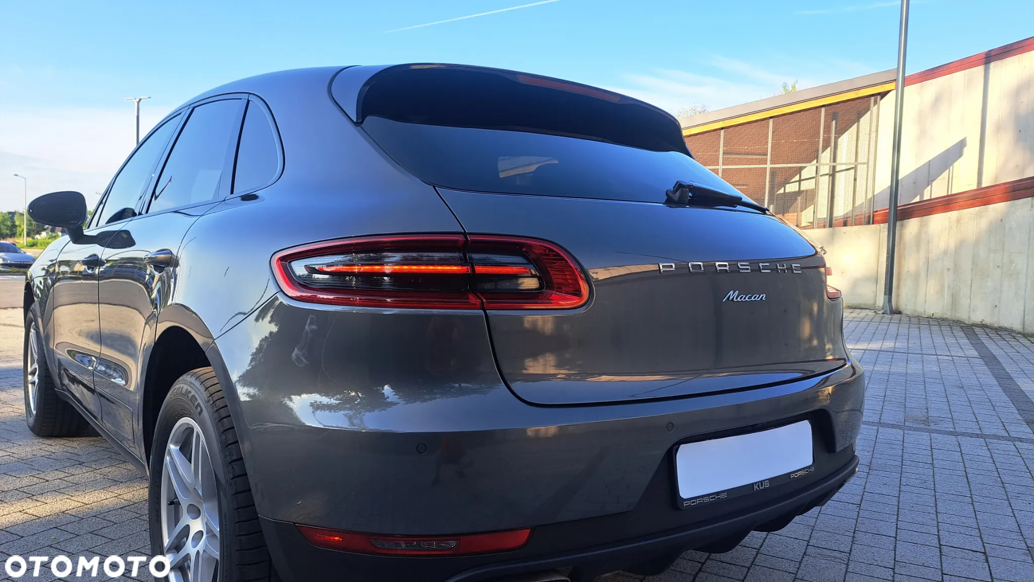 Porsche Macan - 18