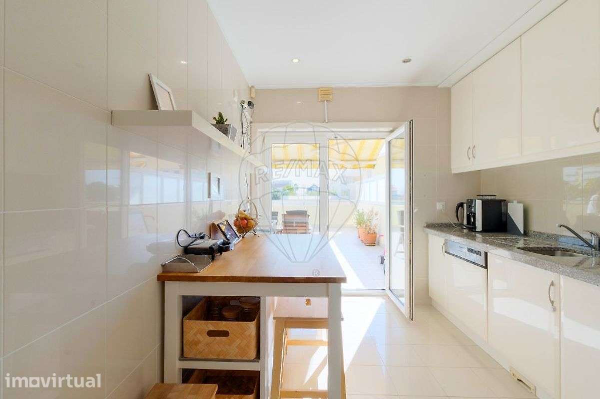 Apartamento T2 para arrendamento - Grande imagem: 2/23