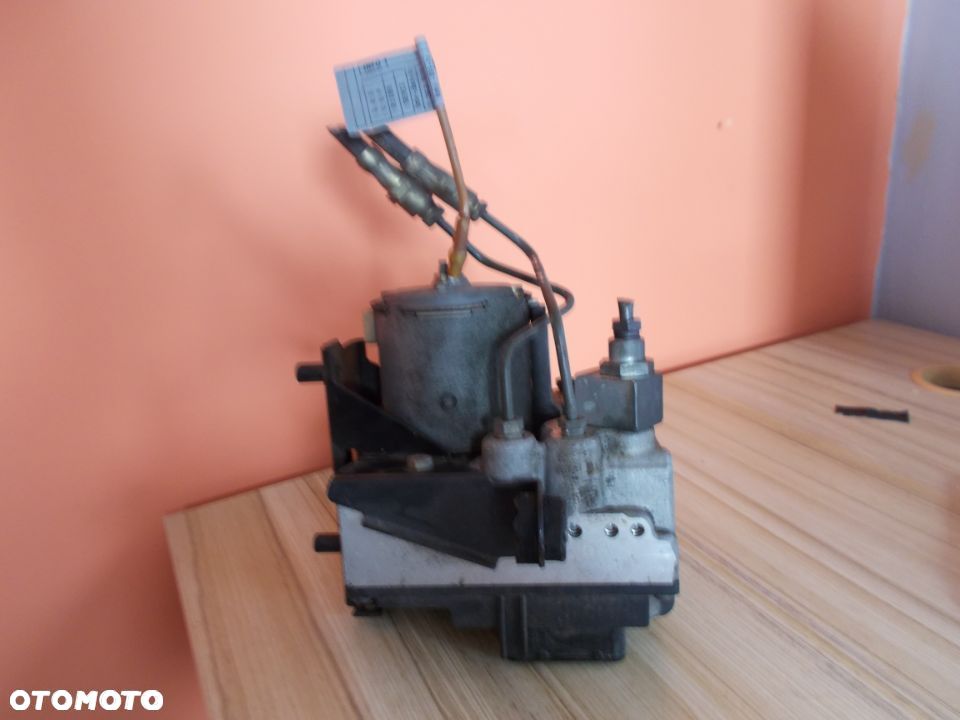 POMPA ABS BMW 5 E39 2.5 TDS 0 265 217 000 - 4