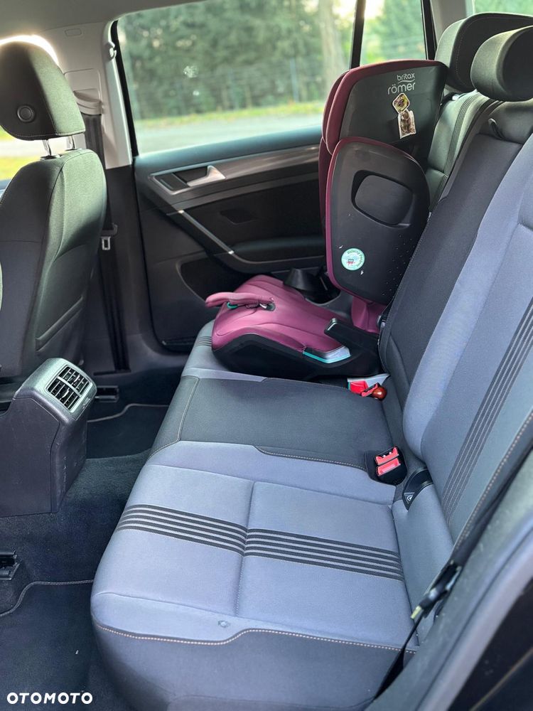 Volkswagen Golf - 5