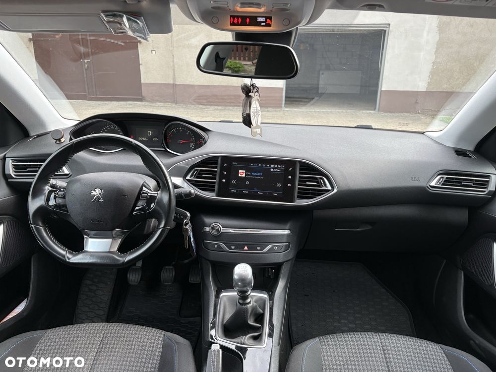 Peugeot 308 - 7