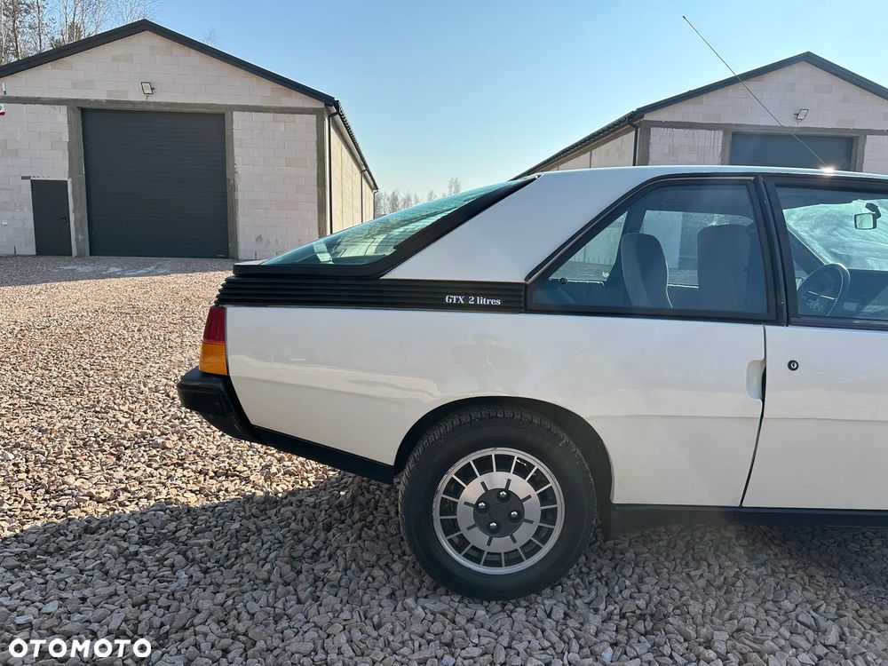 Renault Fuego - 29