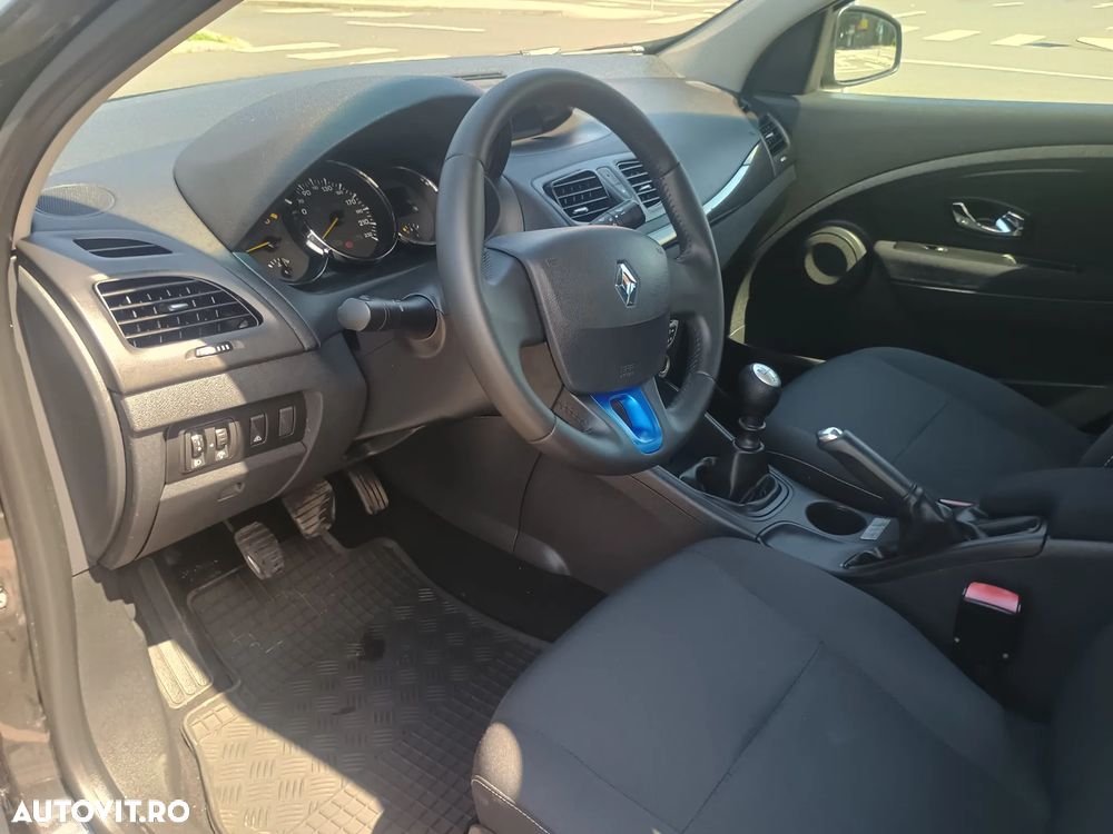 RENAULT Megane 2012 — imagine 11