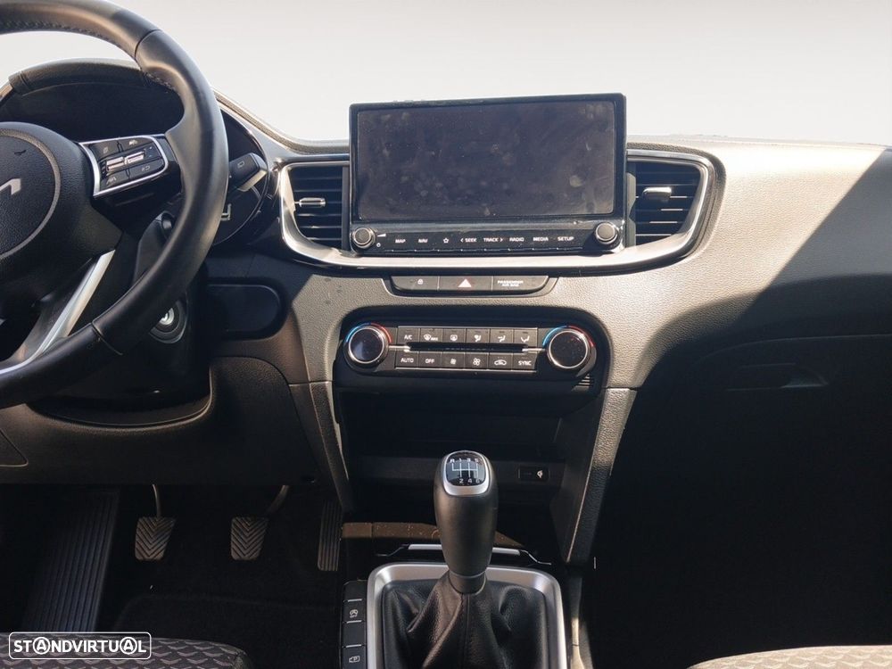 Kia Ceed 1.0 T-GDI Drive - 11