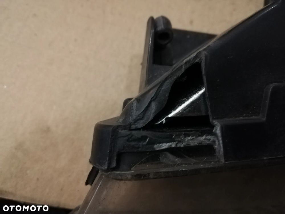 LEWY PRAWY KIERUNKOWSKAZ AUDI Q7 4L0 LIFT 4L0953041 4L0953042 - 2