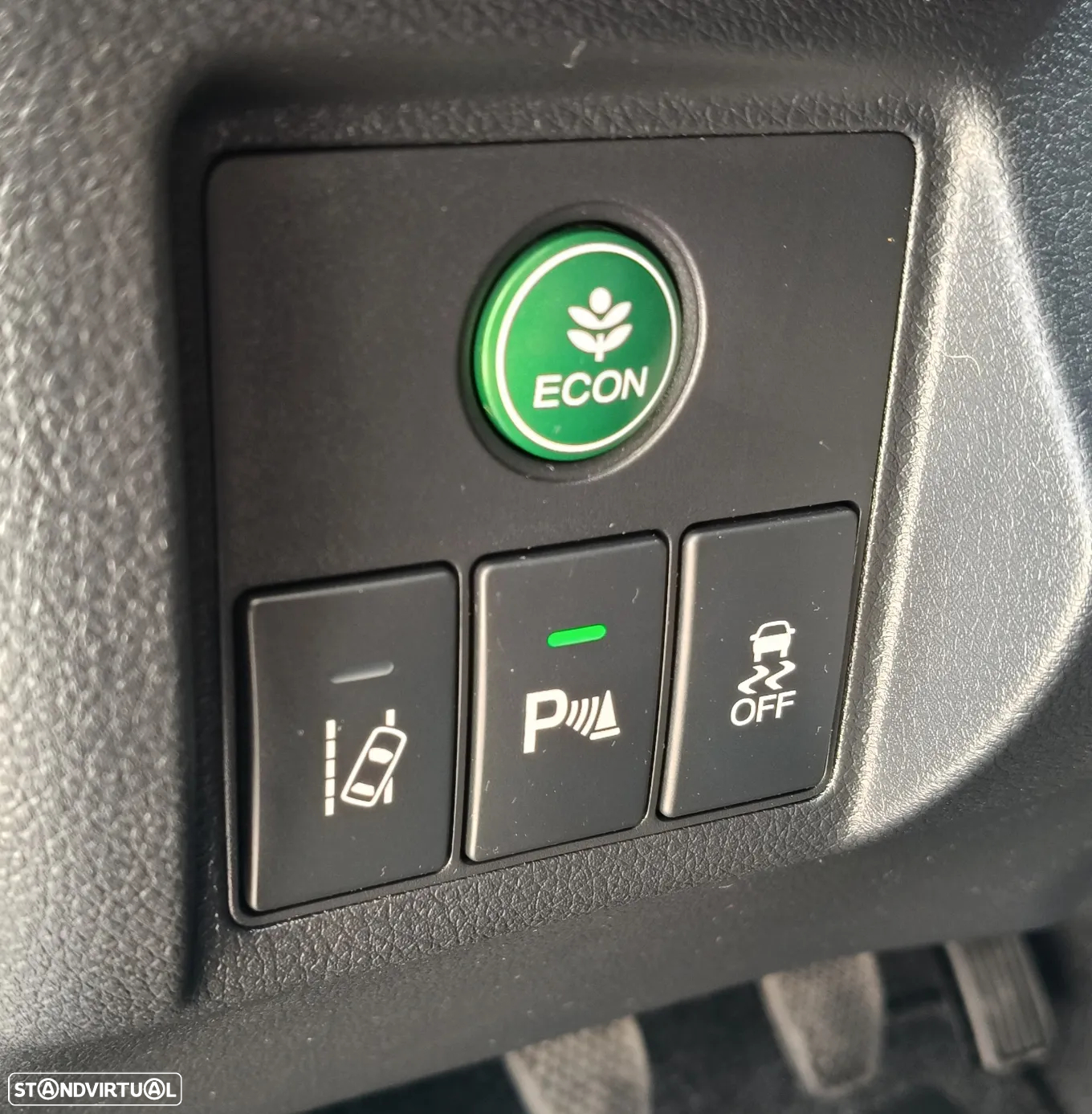 Honda HR-V 1.6 i-DTEC Executive - 16