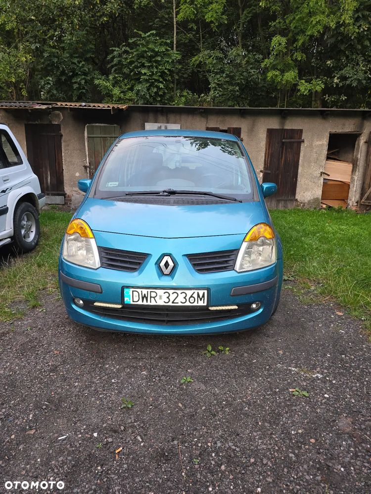 Renault Modus - 1