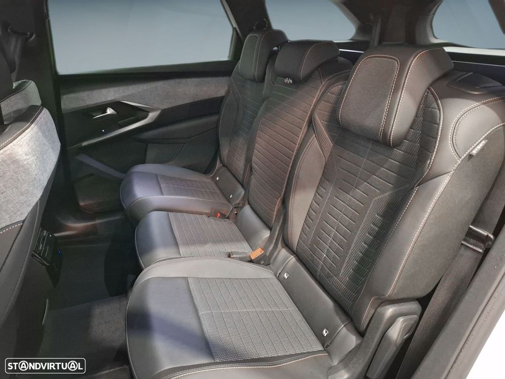 Peugeot 5008 1.2 Hybrid Allure e-DCS6 - 12