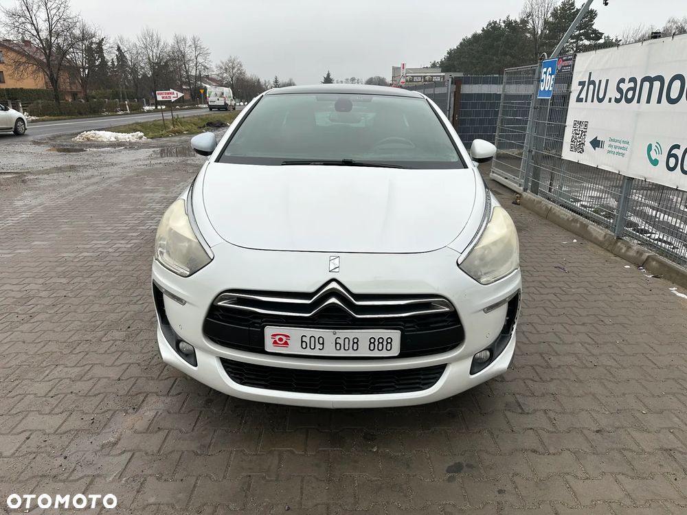 Citroën DS5 e-HDi 115 EGS6 SoChic - 2