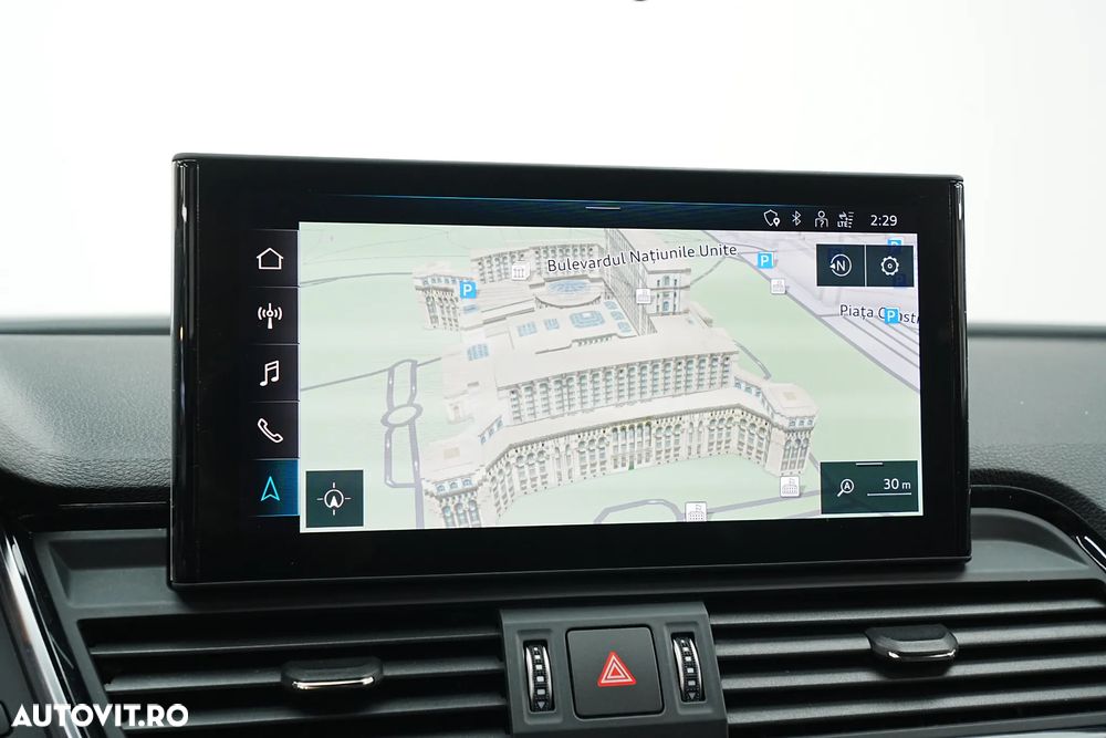 Audi Q5 40 TDI quattro S tronic S line - 28