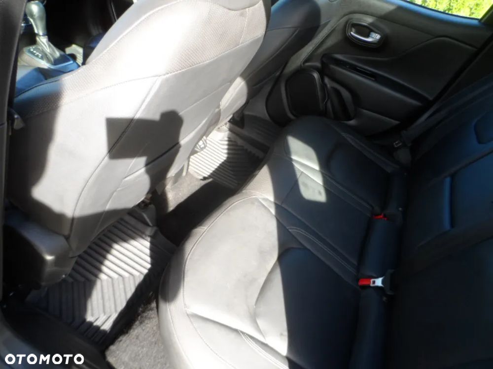 Jeep Renegade 1.3 T-GDI Automatik Limited - 11