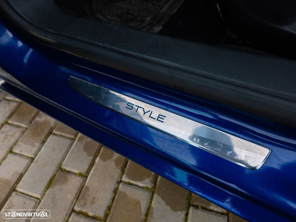 Peugeot 308 SW 1.5 BlueHDi Style - 11