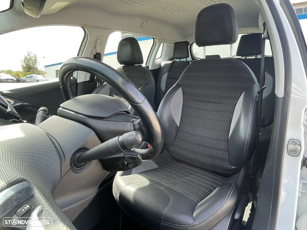 Peugeot 2008 PureTech 110 Stop&Start EAT6 Allure - 20
