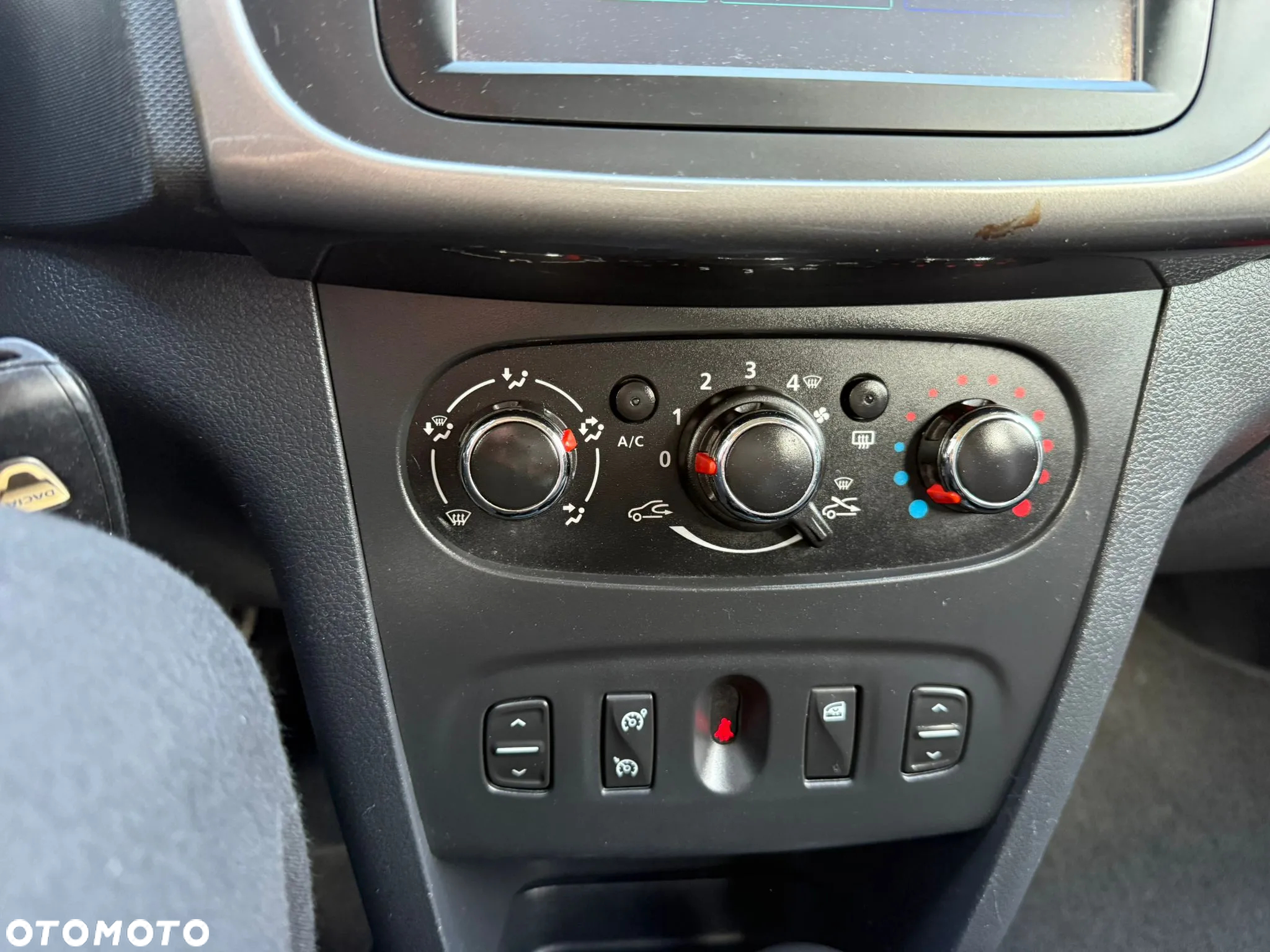 Dacia Sandero 0.9 TCe Connected by Orange S&S - 10