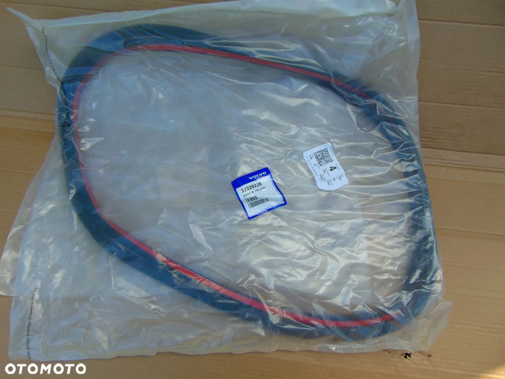 Uszczelka Drzwi Przód VOLVO V60 II 2018- 32229228