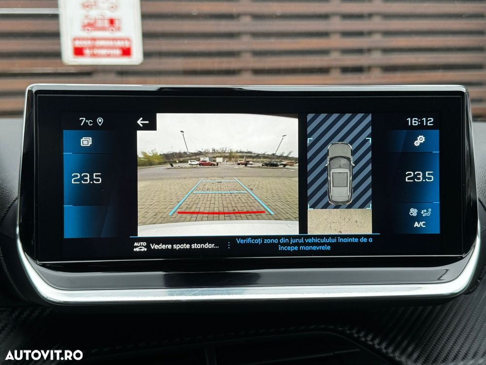 Peugeot 2008 PureTech 130 EAT8 Allure - 24