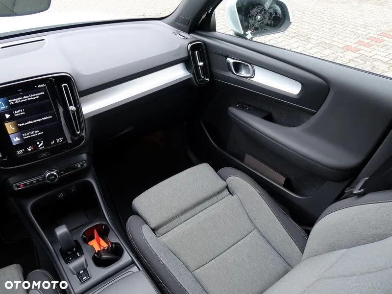 Volvo XC 40 T2 Essential - 15