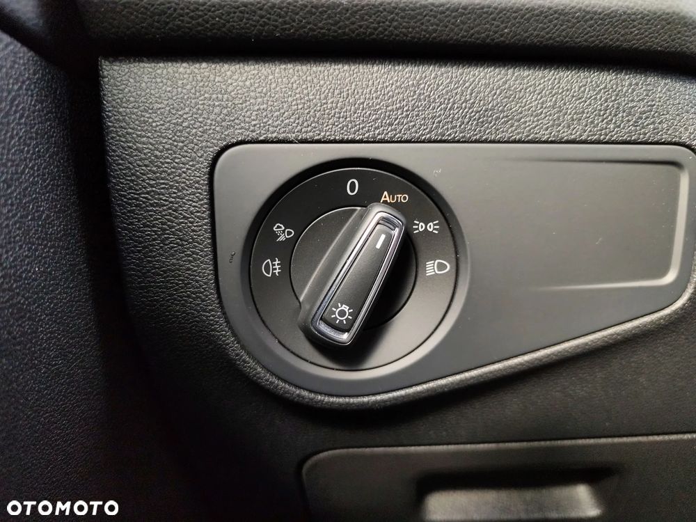 Volkswagen Tiguan 2.0 TDI SCR Elegance DSG - 21