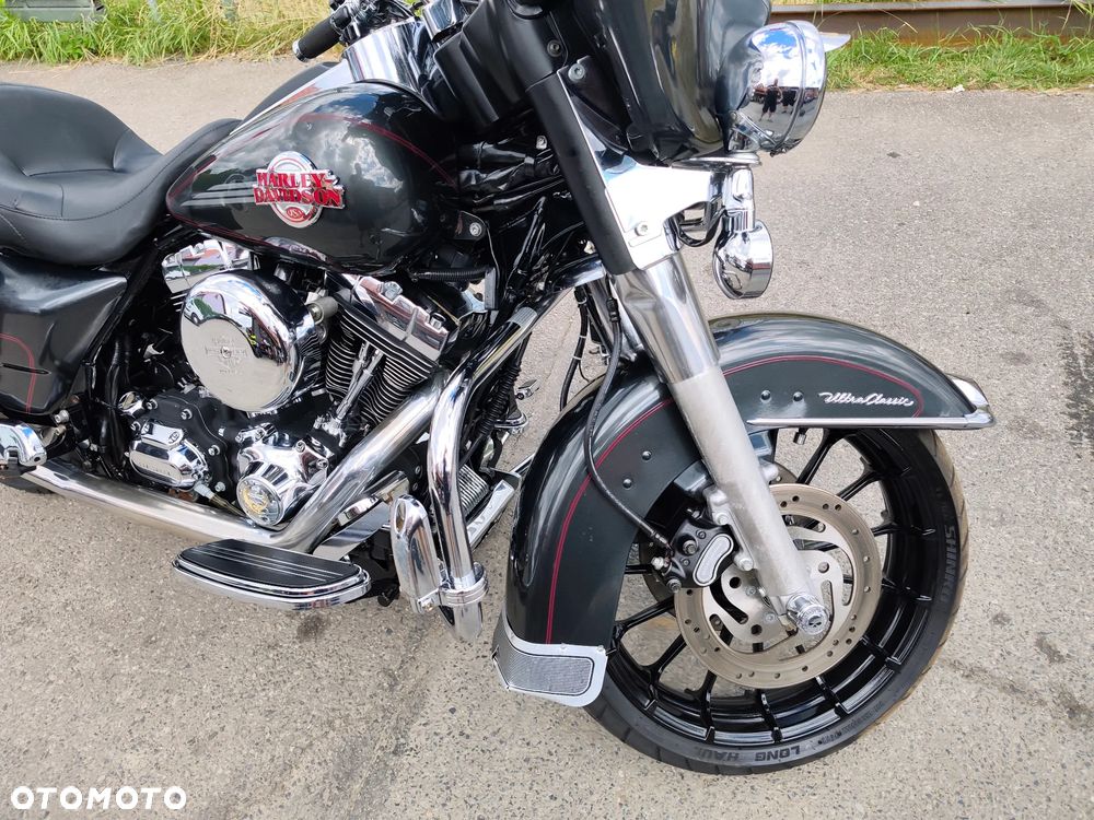 Harley-Davidson Touring Electra Glide - 37