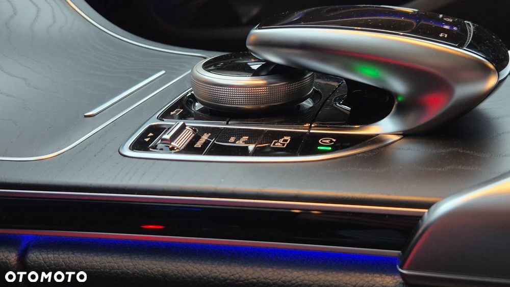 Mercedes-Benz Klasa C 300 d 9G-TRONIC Avantgarde - 29