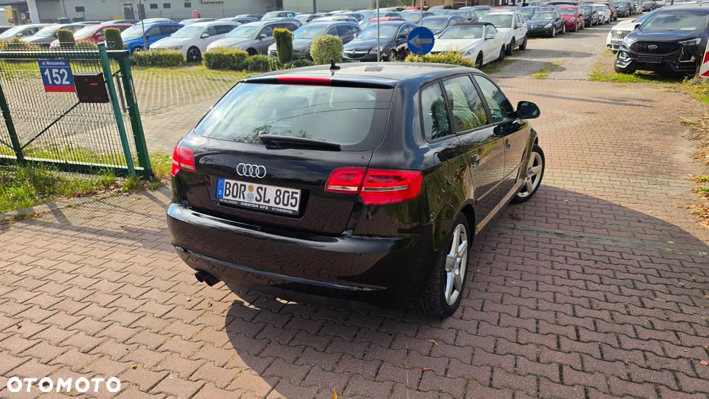 Audi A3 Sportback - 18