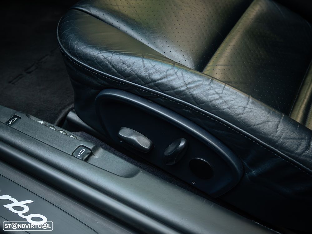 Porsche 911 Turbo — fotografia 24