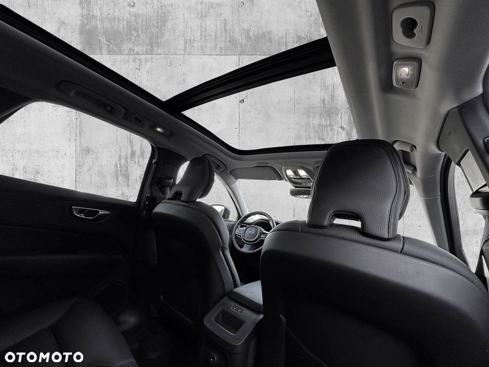 Volvo XC 60 T6 AWD Core - 8