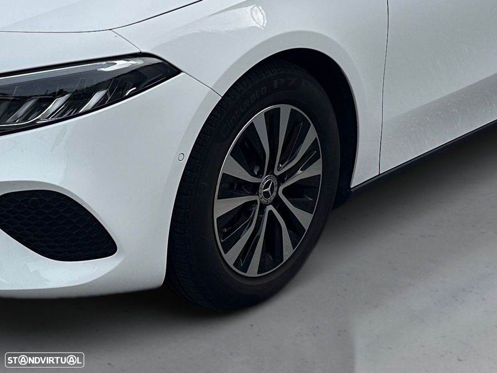 Mercedes-Benz A 200 - 10