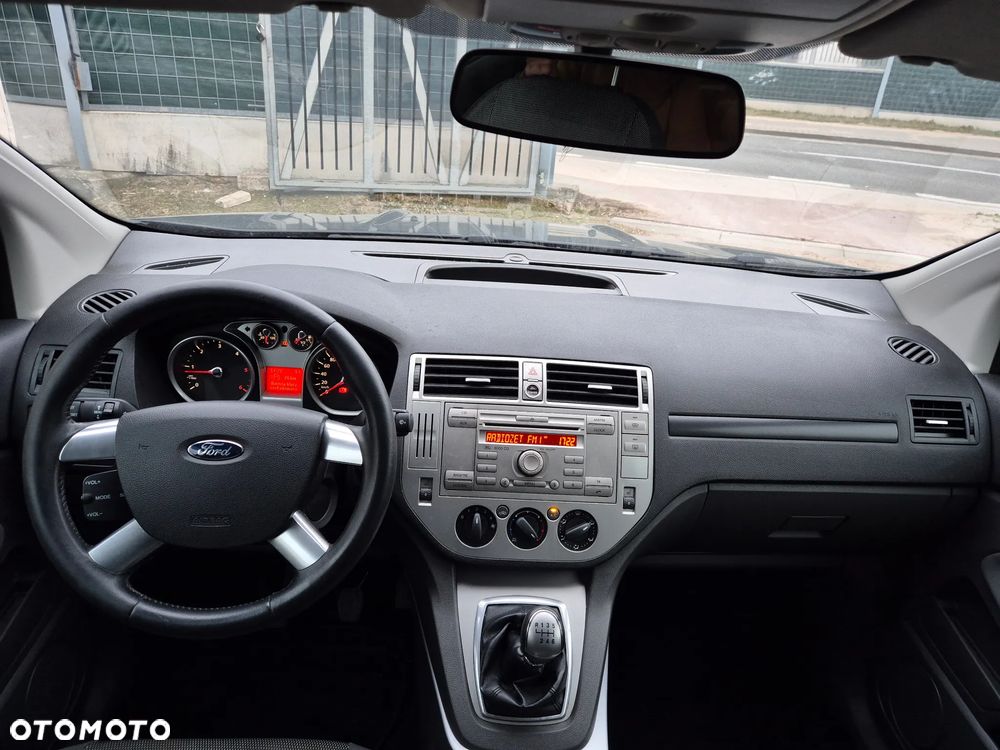 Ford Kuga 2.0 TDCi 2x4 Trend - 7