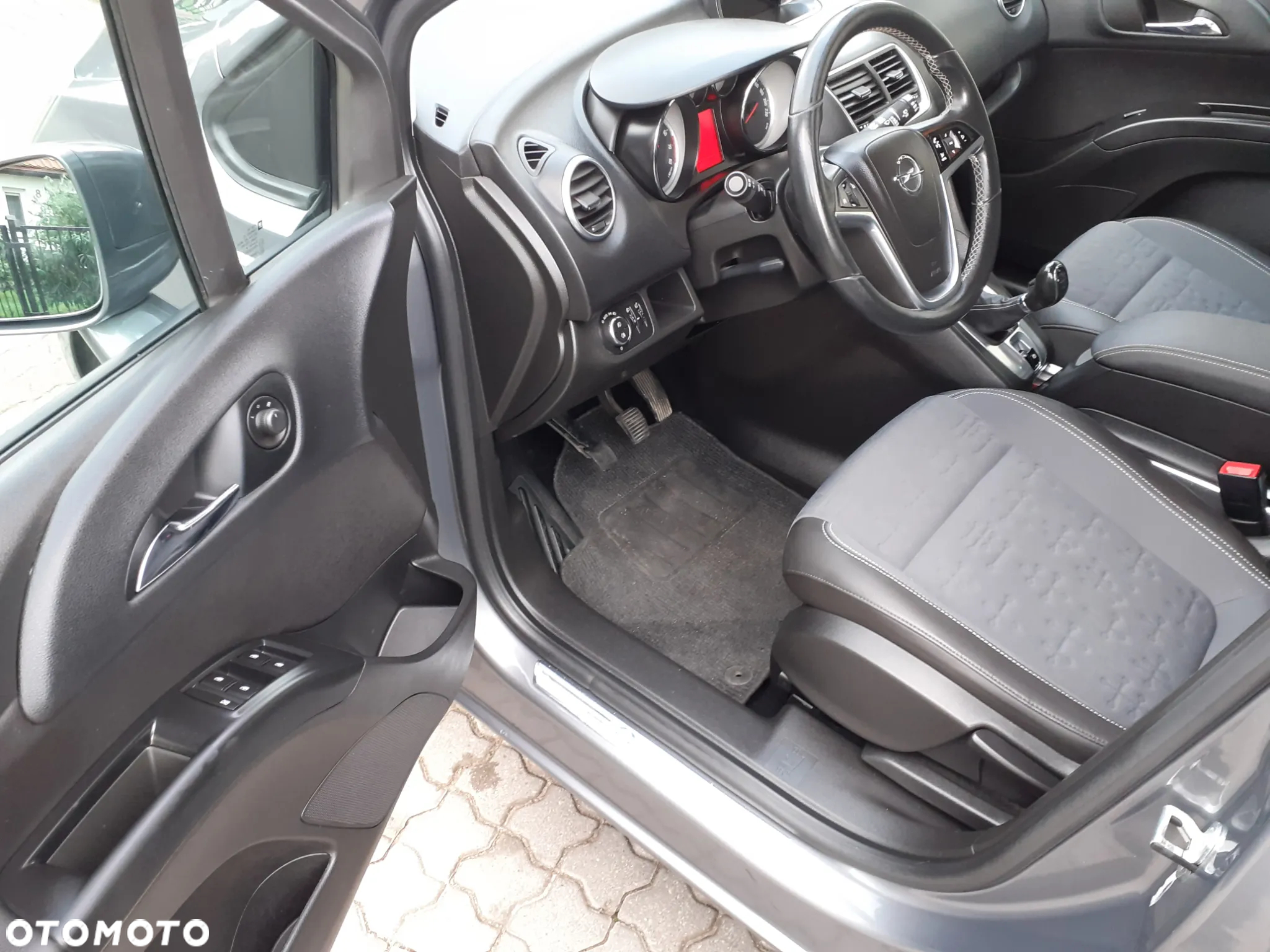 Opel Meriva 1.4 T Cosmo - 12
