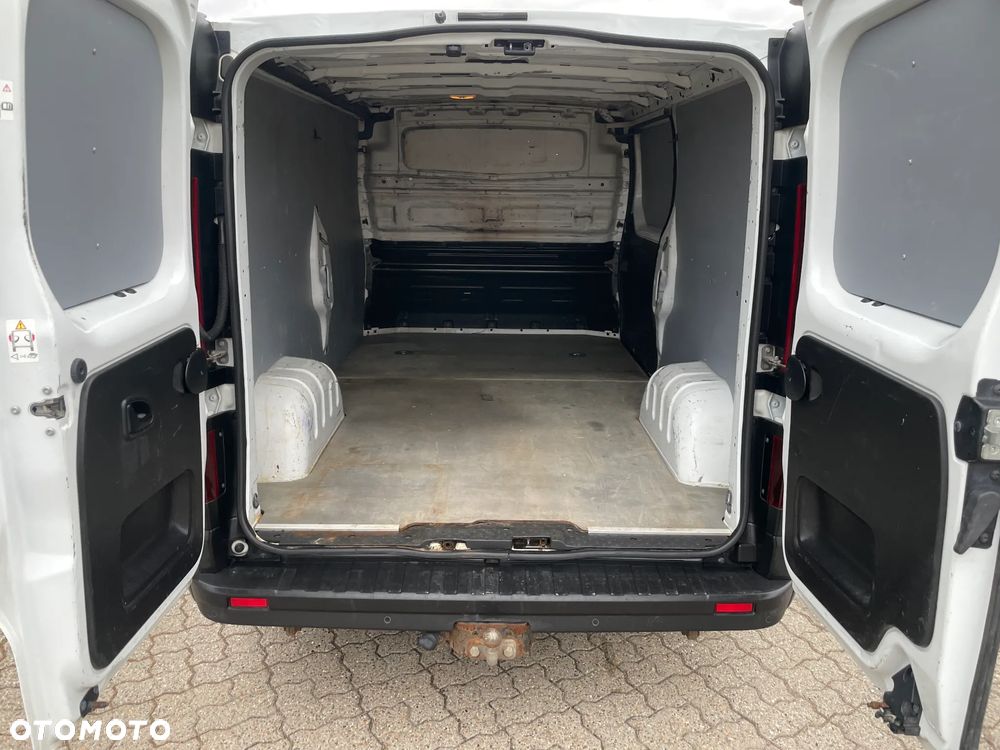 Opel Vivaro - 26